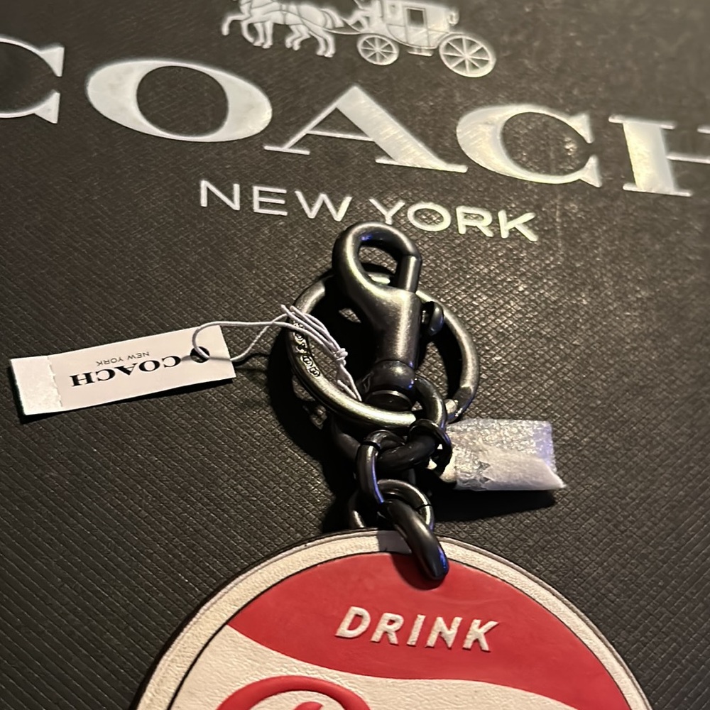 NWT Coach Pepsi Keychain FOB Leather Drink Soda Pop Logo Bag Charm Rare - Picture 7 of 7